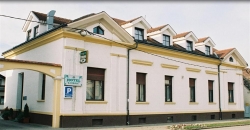 Hotel Crnković **
